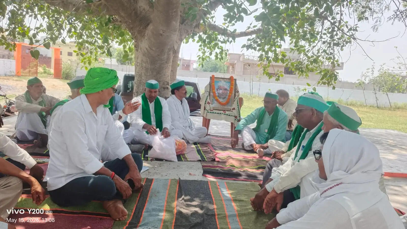 टिकैत की पुण्यतिथि पर किसानों ने लिया जल-जंगल-जमीन बचाने का संकल्प