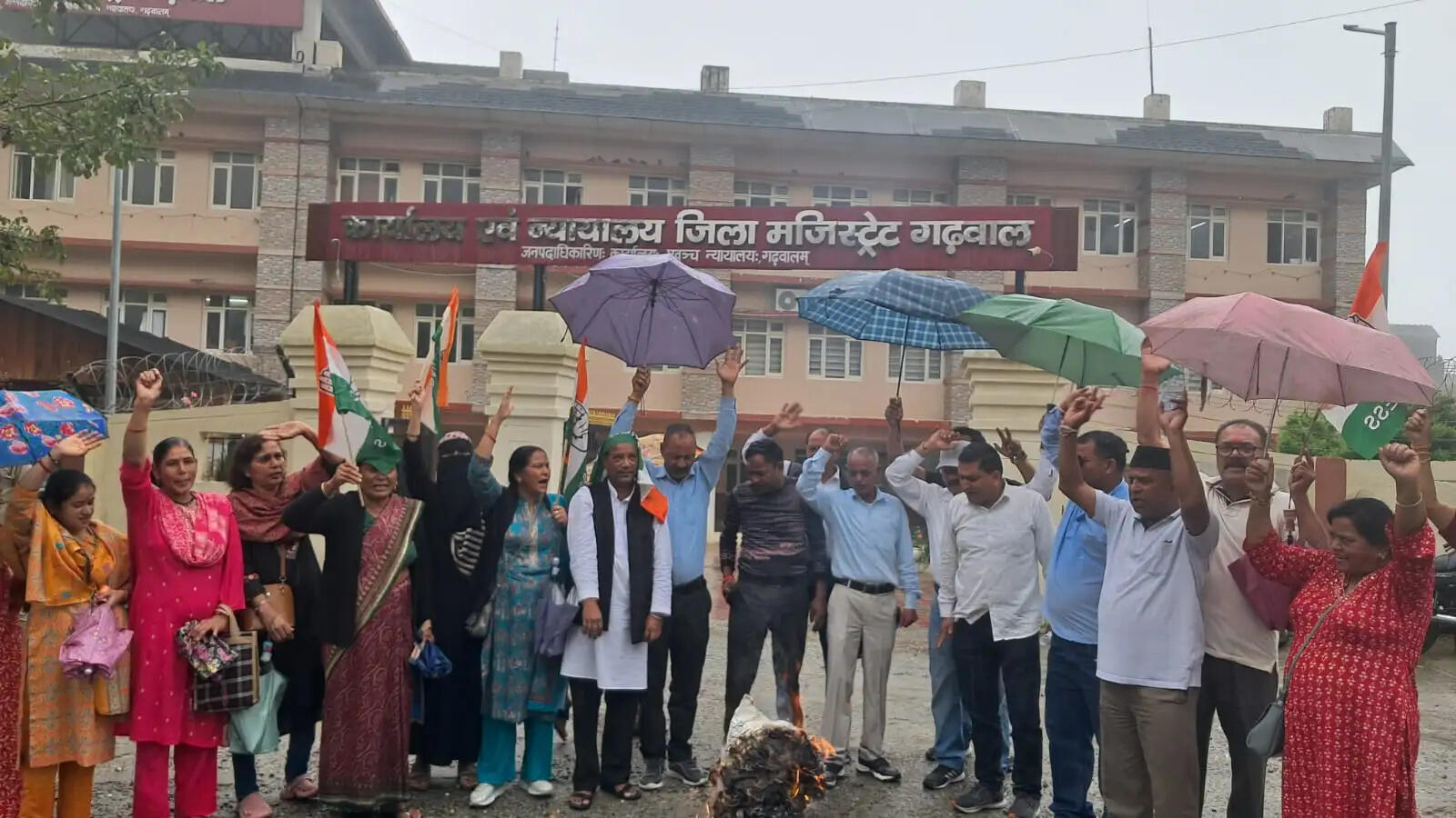 हल्द्वानी में खड़गे की सभा के बाद शुद्धिकरण करने के आरोपितों की गिरफ्तारी की मांग