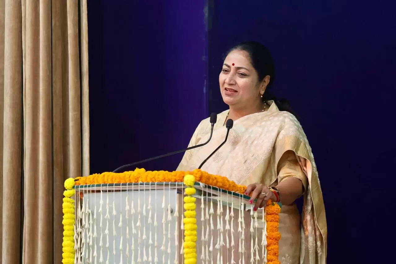 दिल्ली में सड़क सफाई का महाअभियान, प्रदूषण नियंत्रण को नई गति मिली