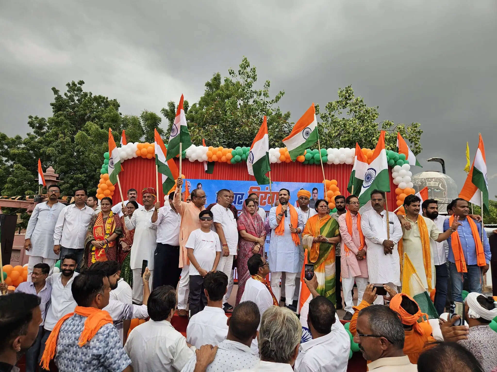 तिरंगे के रंग में रंगा बीकानेर, 10 मंडलों की तिरंगा यात्राओं का जूनागढ़ किले में ऐतिहासिक संगम