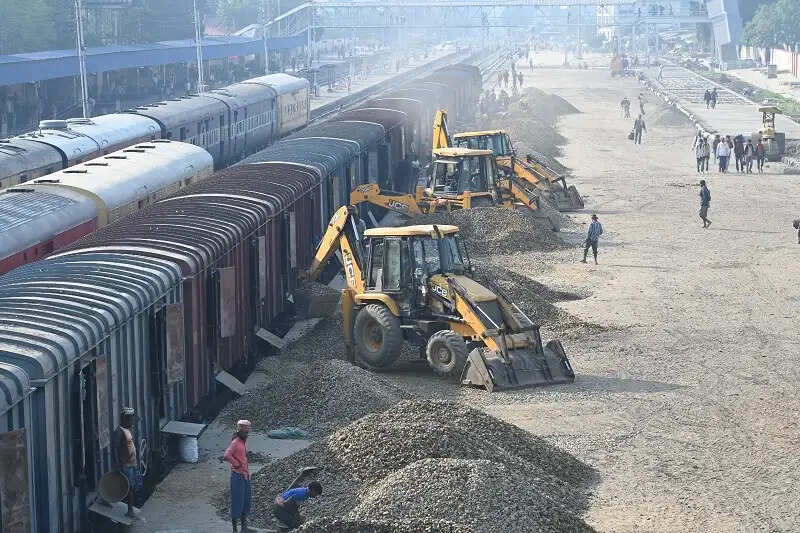 वित्त वर्ष 2025-26: पूसीरे का माल परिवहन में शानदार प्रदर्शन