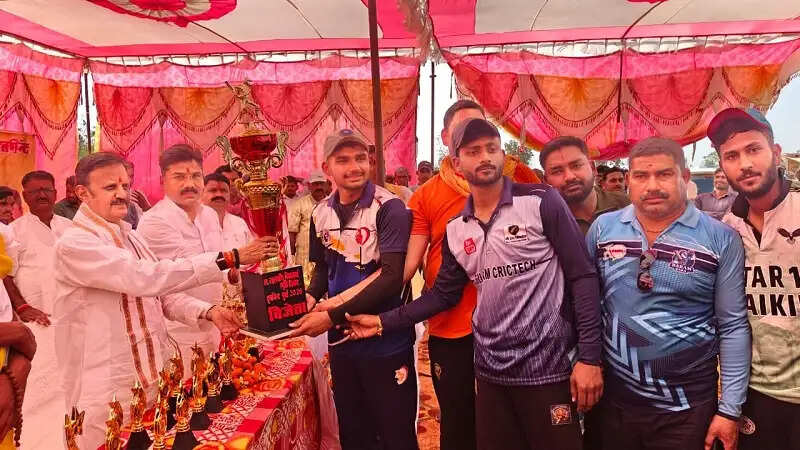 पीड़ित मानवता की सेवा सबसे बड़ा धर्म है : उप मुख्यमंत्री शुक्ल