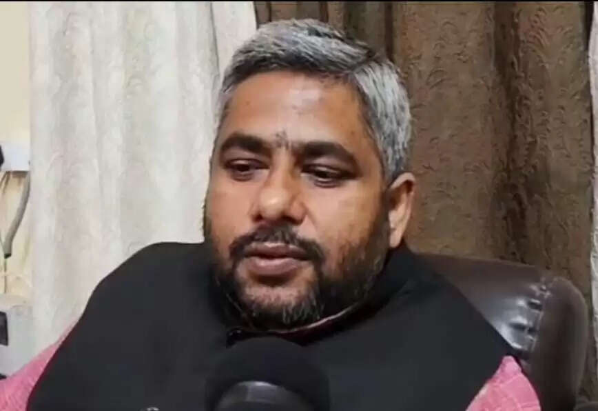 मुख्य बाजार में शौचालय नहीं, पीएमओ ने लिया संज्ञान