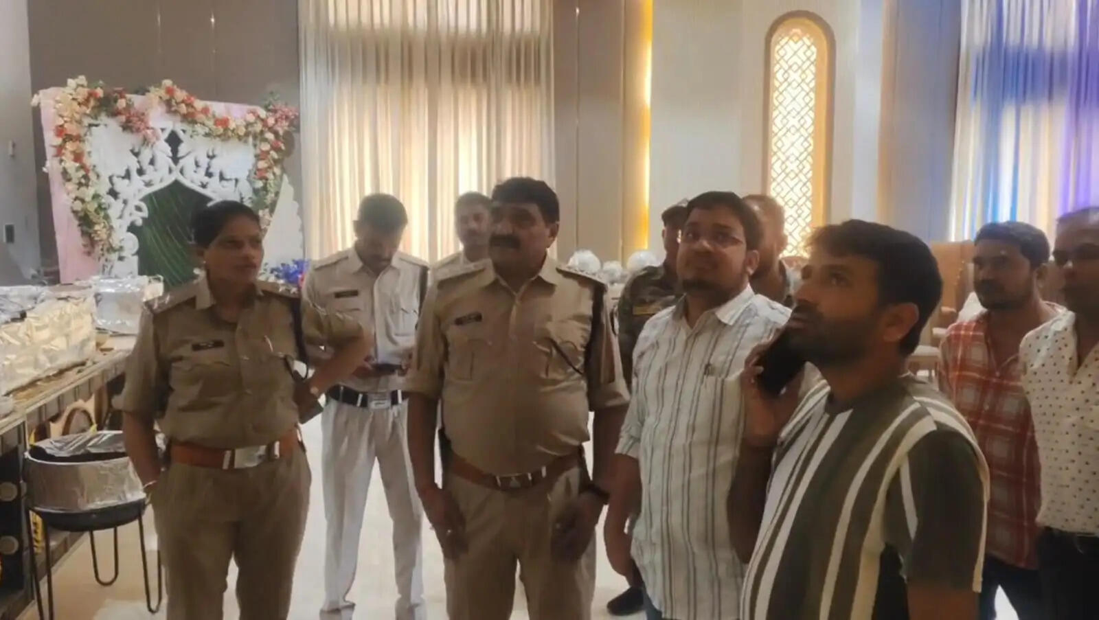 दमोह:होटल दमयंती पैलेस में गैस सिलेंडर से लगी आग, एक की मौत, एक गंभीर