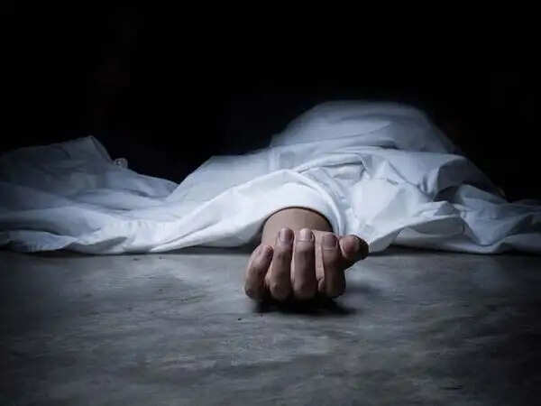 मालदा में तृणमूल कार्यकर्ता की हत्या, कांग्रेस नेता और भाई पर मामला दर्ज