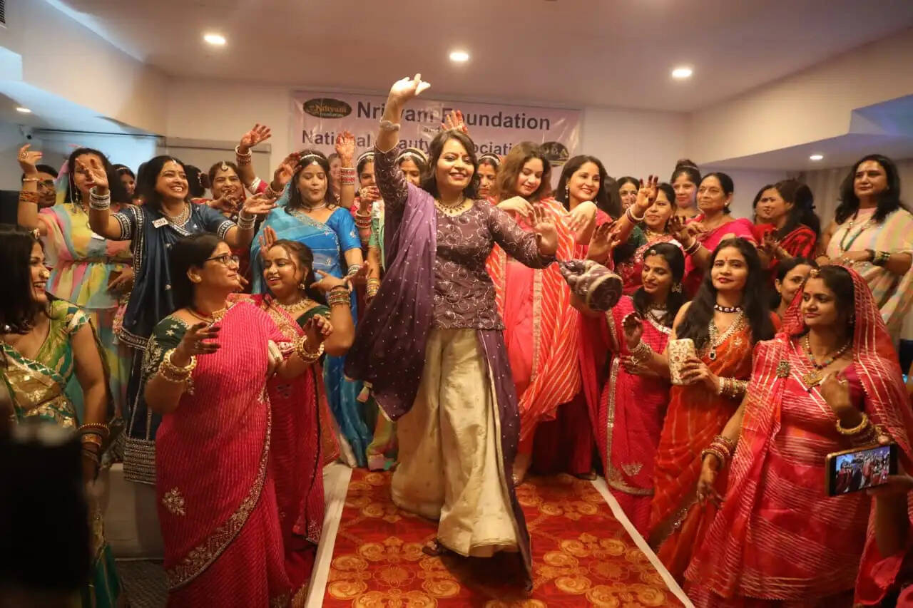 सावन गीतों की धुन पर थिरके कदम: ‘सतरंगी सावन’ लहरिया उत्सव में राजस्थानी लोक संस्कृति की दिखी रंगीन छटा
