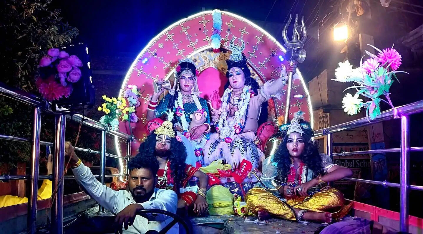 धौलपुर में श्रद्वा और उल्लास से निकाली हनुमान जन्मोत्सव शोभायात्रा