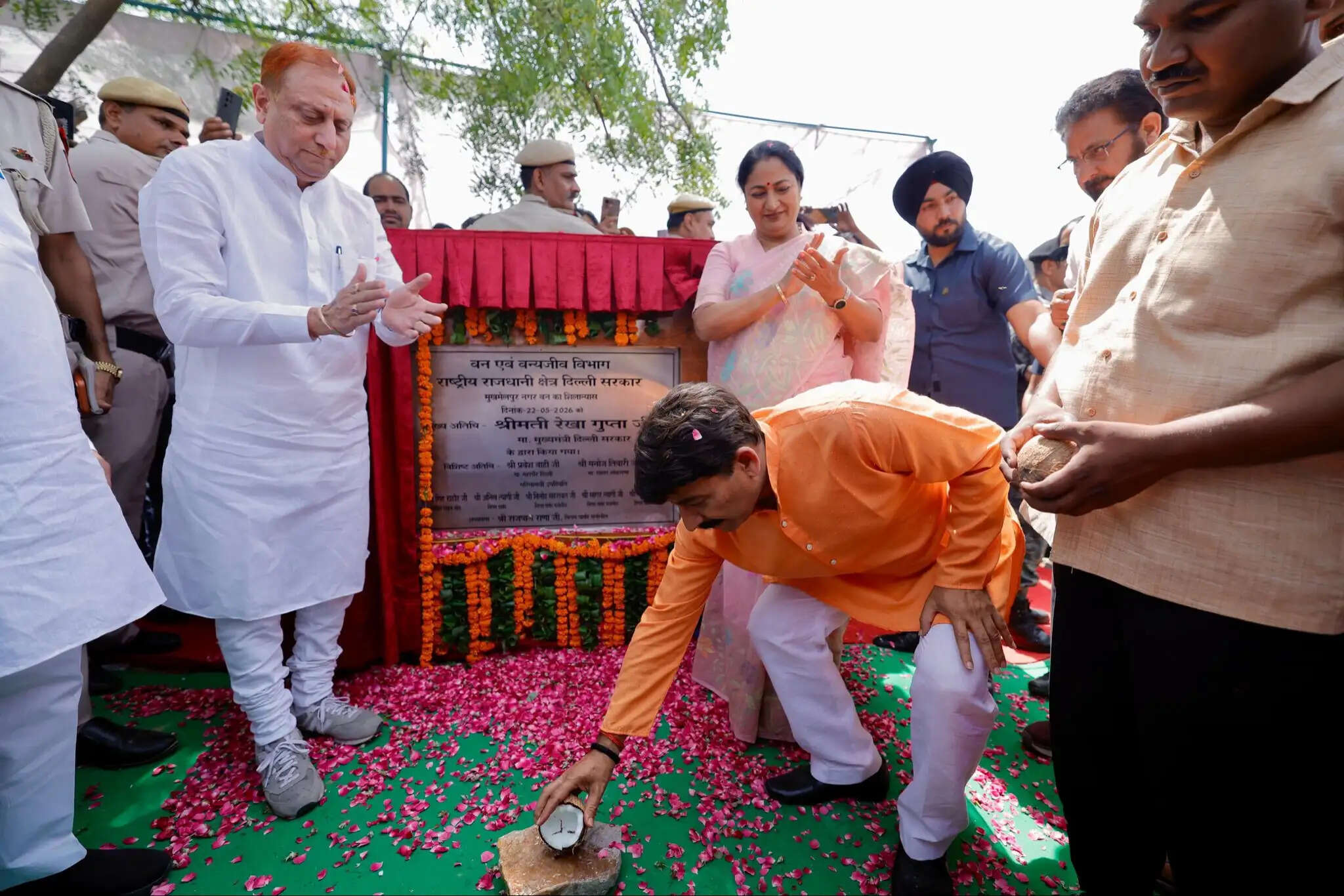(लीड) दिल्ली सरकार और भी ऑक्सीजन पार्क बनाएगीः रेखा गुप्ता