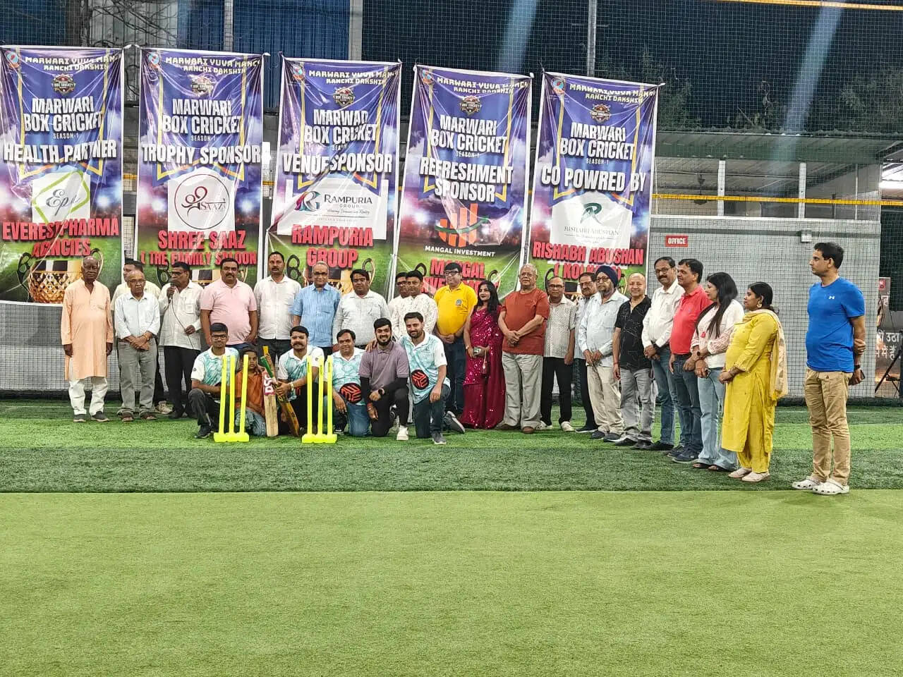 मारवाड़ी बॉक्स क्रिकेट सीजन-1 के विजेता बने माइटी मैवरिक