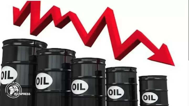 ग्लोबल ऑयल मार्केट में गिरावट, डब्ल्यूटीआई क्रूड 86.96 डॉलर के स्तर तक लुढ़का