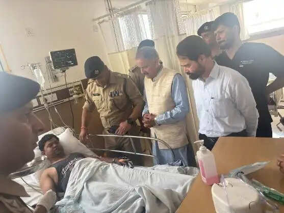 पेनिसिया अस्पताल में एसी ब्लॉस्ट, एक की मौत, 13 घायल