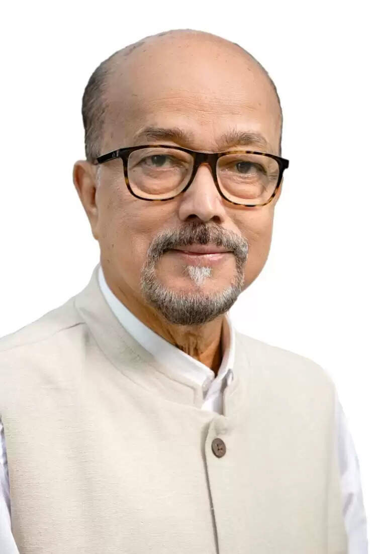 युवाओं के अंदर समाज के प्रति योगदान देने की भावना बहुत ज़रूरी&nbsp;: राज्यपाल&nbsp;डेका