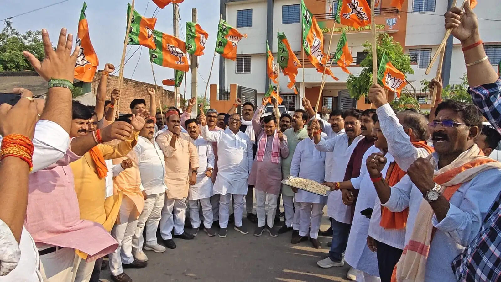 प्रधानमंत्री नरेंद्र मोदी की लोक-कल्याणकारी नीतियों का परिणाम है जीत: गिरीश चंद्र यादव