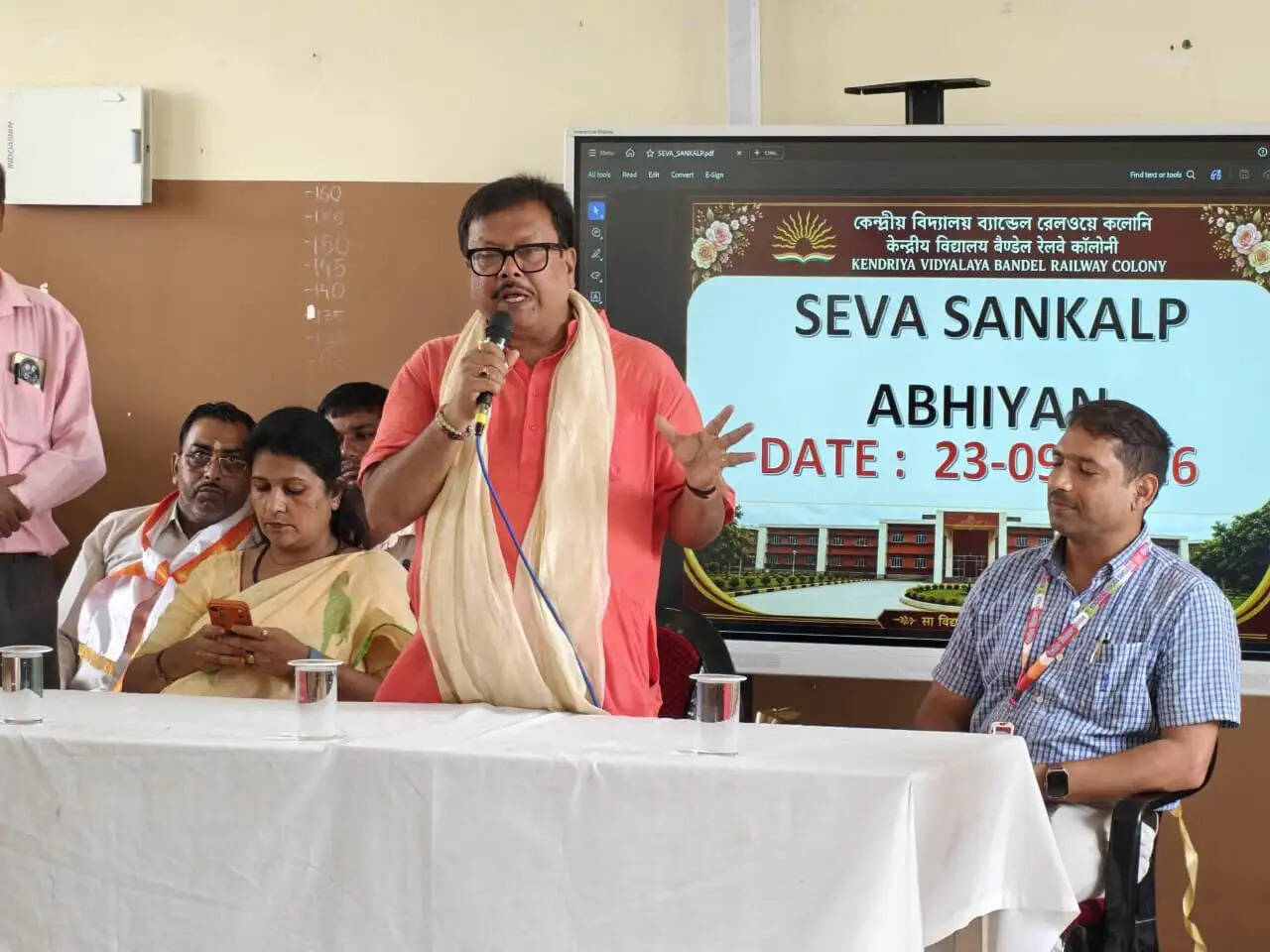 बैंडेल केंद्रीय विद्यालय में सेवा संकल्प अभियान, विद्यालय का निरीक्षण करने पहुंचे विधायक सुबीर नाग