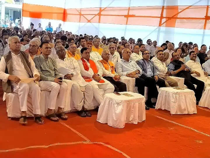 दत्तात्रेय होसबाले ने कोलकाता के न्यू टाउन में संघ के नए कार्यालय का उद्घाटन किया