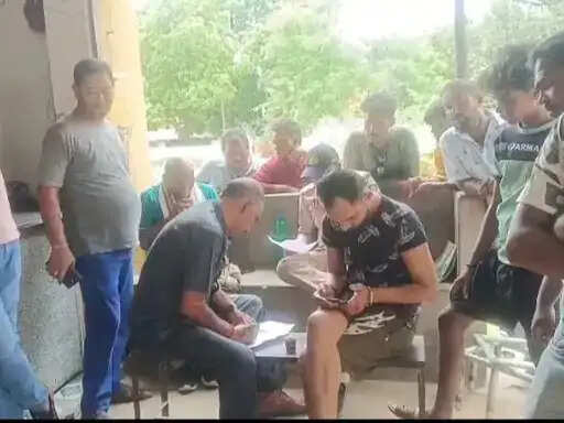 अनूपपुर: शटर तोड़ चांदी के 1.3 किलो गहने सहित सोना के गहने चोरी, पुलिस जुटी जांच में