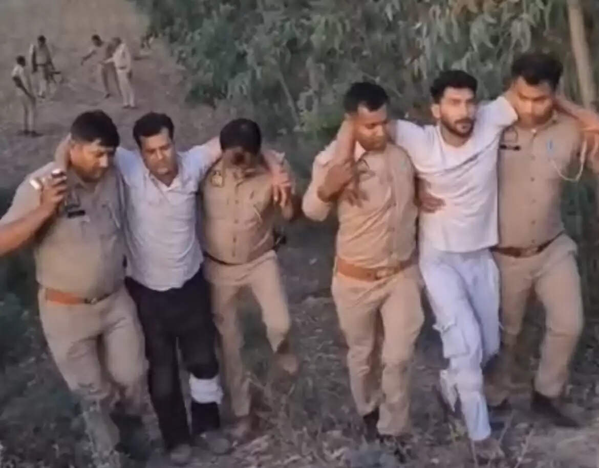 बरेली : मुठभेड़ में दो गोतस्कर घायल, एक फरार