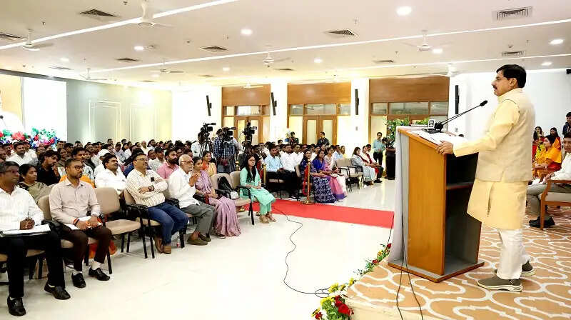 मप्र सरकार ने एक वर्ष में 85 हजार युवाओं को उपलब्ध कराया रोजगार : मुख्यमंत्री डॉ. यादव