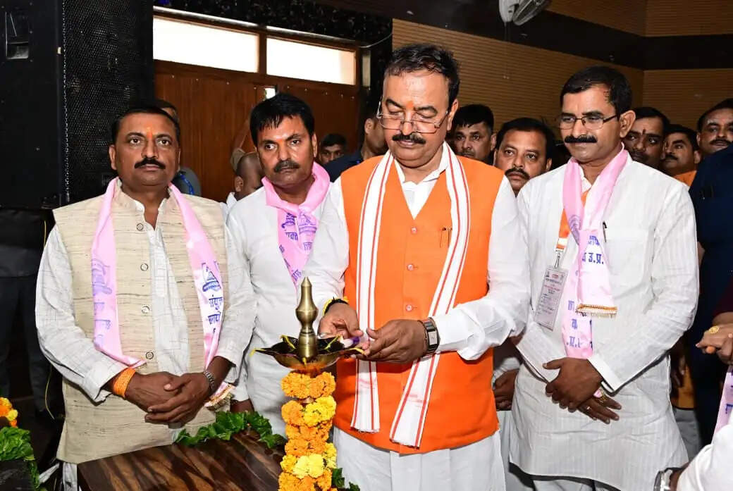 शिक्षित भारत निर्माण में शिक्षकों की भूमिका अतिमहत्वपूर्ण: केशव प्रसाद मौर्य