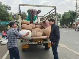 भोपाल में 27 क्विंटल मावा जब्त,&nbsp;खजूरी सड़क टोल प्लाजा पर खाद्य सुरक्षा विभाग की कार्रवाई, मिलावट की आशंका