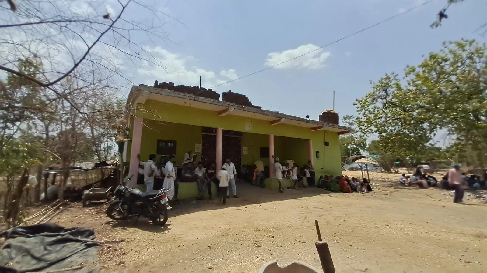 राजगढ़ः पति-पत्नी के हाथ-पैर बाँधकर डकैती, कट्टा अड़ाकर बदमाश ले गए तीन तोला सोना, डेढ़ किलो चांदी और नकदी