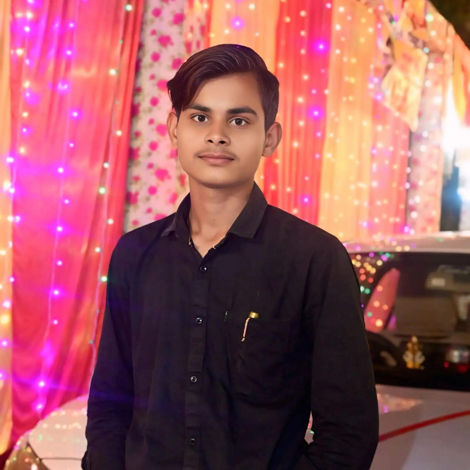 शादी समारोह में पहुंचे युवक का शव मिलने से सनसनी