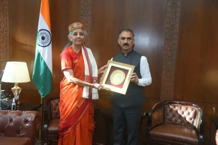 हिमाचल की उधारी सीमा तीन से बढ़ाकर चार प्रतिशत करने की सुक्खू ने मांगी अनुमति