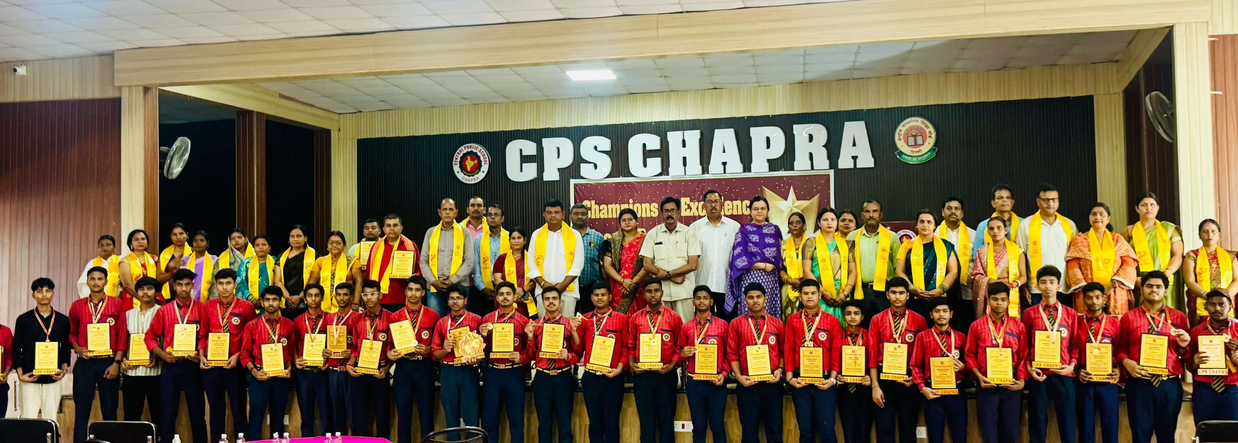 सीपीएस में 10वीं के मेधावी छात्र-छात्राओं का सम्मान समारोह हुआ आयोजित