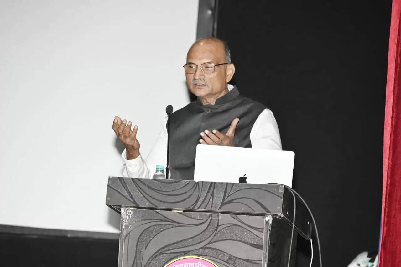 पूर्वांचल में उद्योग अकादमिक सहयोग की अपार संभावनाएं : संजीव कोठारी