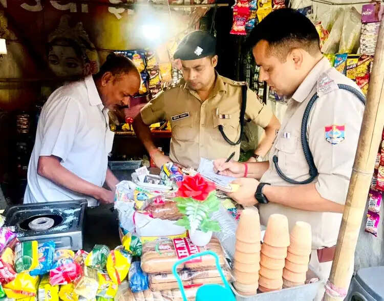 गुटखा और प्रतिबंधित तंबाकू उत्पादों की बिक्री पर पुलिस का छापा
