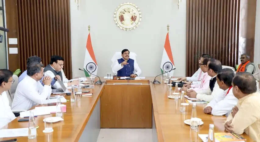 किसानों की समृद्धि के लिए समर्पित भाव से कार्य कर रही है सरकार : मुख्यमंत्री डॉ. यादव