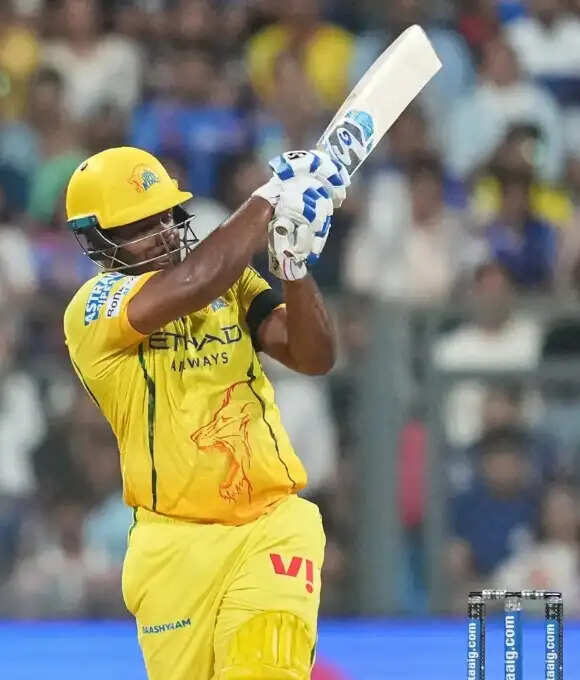 आईपीएल 2026: ऑरेंज कैप की रेस में तीसरे स्थान पर पहुंचे संजू सैमसन, पर्पल कैप फिर अंशुल कंबोज के पास