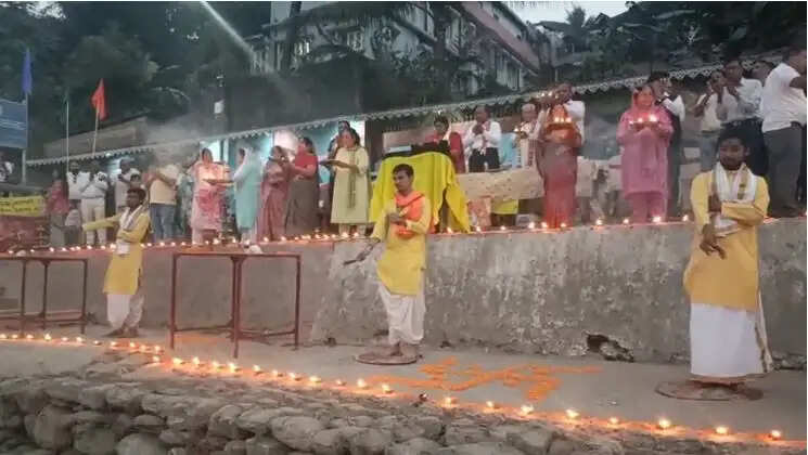 द्वीप उत्सव और गंगा आरती का आयोजन