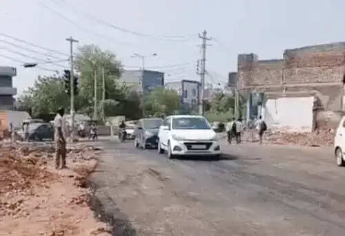फरीदाबाद में स्लिप रोड तैयार, दुकानदारों को दिए नोटिस