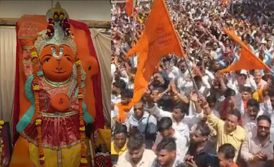 उज्जैन में खड़े हनुमान मंदिर के लिए जुटे श्रद्धालु, बोले- नहीं हटेगी प्रतिमा