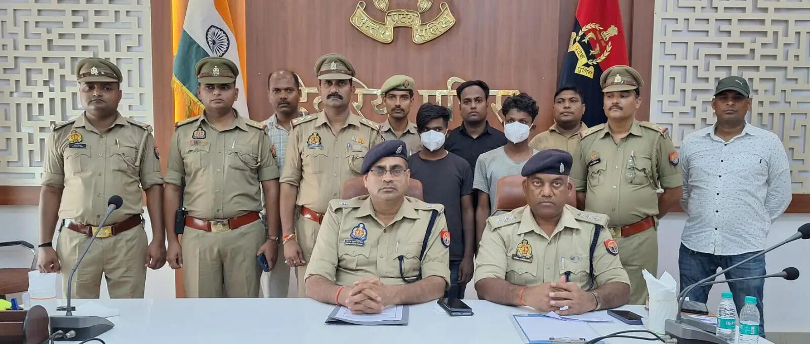 वहान चोर गिरोह का पर्दाफाश, आठ चोरी की बाइक समेत दो आरोपित गिरफ्तार