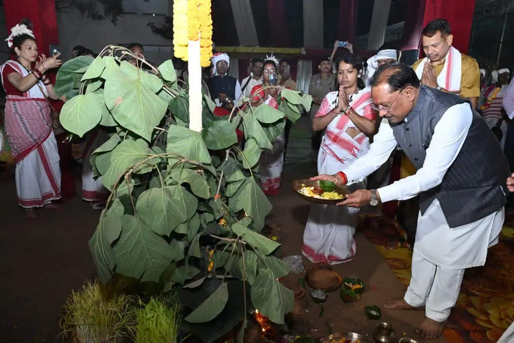 करम परब हमारी समृद्ध जनजातीय संस्कृति और पूर्वजों की अमूल्य धरोहर, इसका संरक्षण एवं संवर्धन सभी का नैतिक दायित्व : मुख्यमंत्री साय