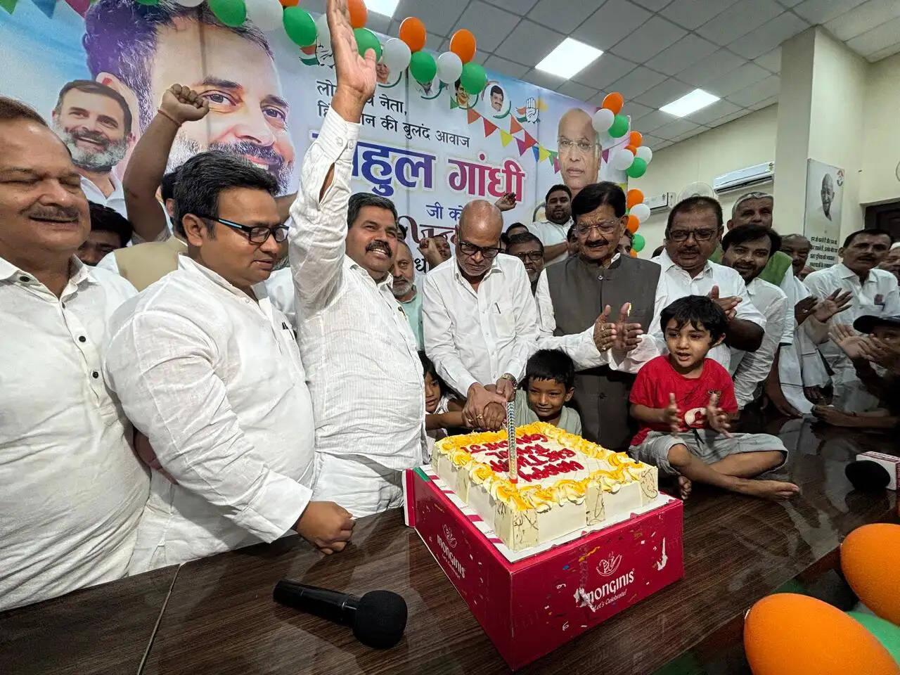 राहुल गांधी के 56वें जन्मदिन पर प्रदेश कांग्रेस मुख्यालय में समारोह का हुआ आयोजन