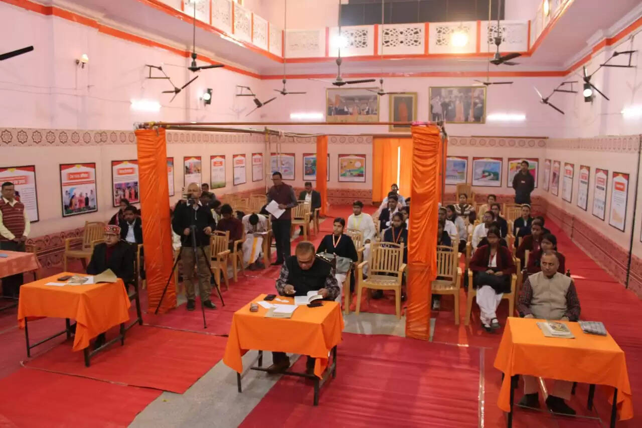 महाराणा प्रताप शिक्षा परिषद् संस्थापक सप्ताह समारोह 2025 : चित्रकला,योगासन और गोरखवाणी प्रतियोगिताएं हुईं