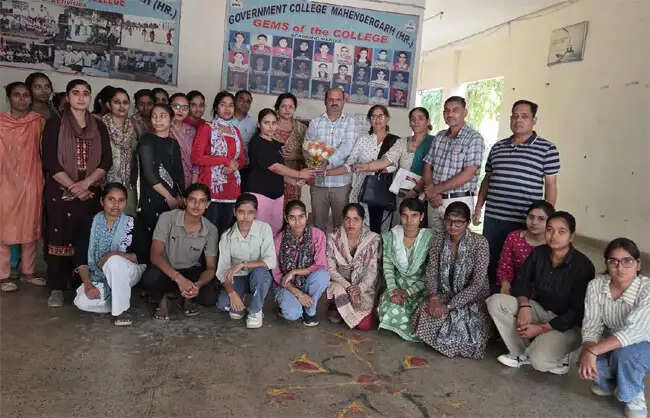 महेंद्रगढ़ कॉलेज की चार छात्राएं टॉप-10 में, कोमल विश्वविद्यालय में प्रथम