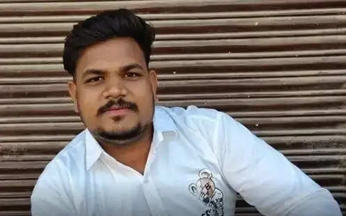 डीजे पर नाचने के विवाद में युवक की पीट-पीटकर हत्या, अस्पताल ले जा रही कार पर भी हमला