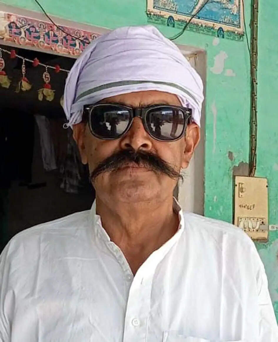 हिसार में कार की टक्कर से बाइक सवार दो भाइयों की मौत