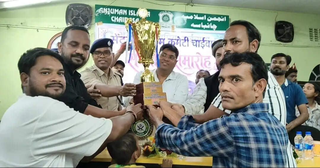 सेंट्रल मोहर्रम कमेटी ने 200 से अधिक प्रतिभागियों को किया सम्मानित