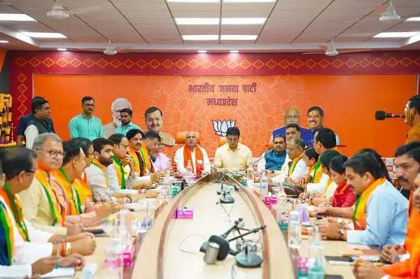 भोपाल : संगठन की मजबूती और कार्यकर्ताओं की एकजुटता जरूरी : बिप्लब देब