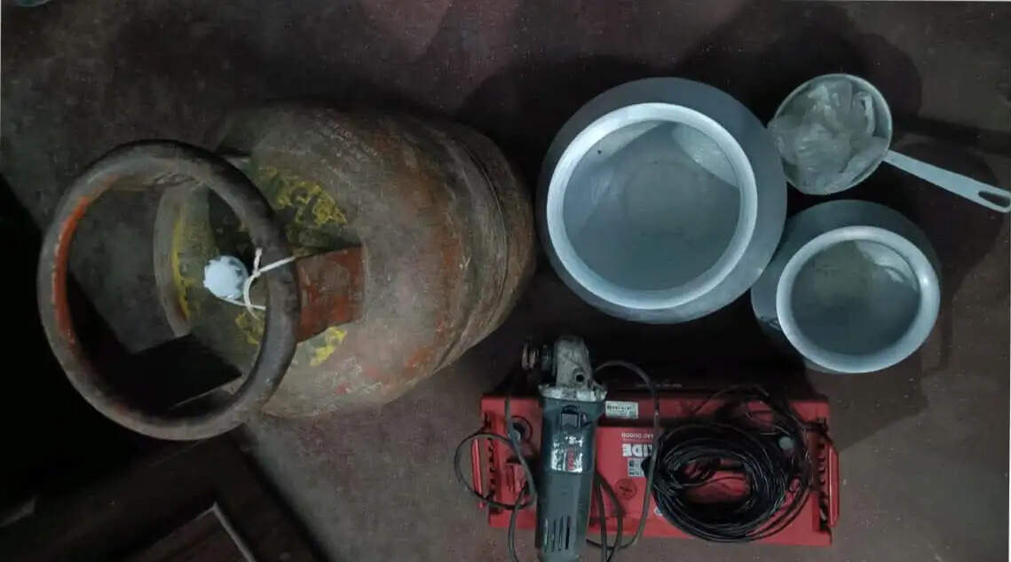 चोरी के मामले में शामिल एक चोर गिरफ्तार