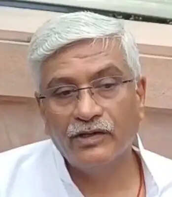 वर्ष 2047 तक अर्थव्यवस्था में पर्यटन का योगदान 10 प्रतिशत तक पहुंचाने का लक्ष्य: शेखावत
