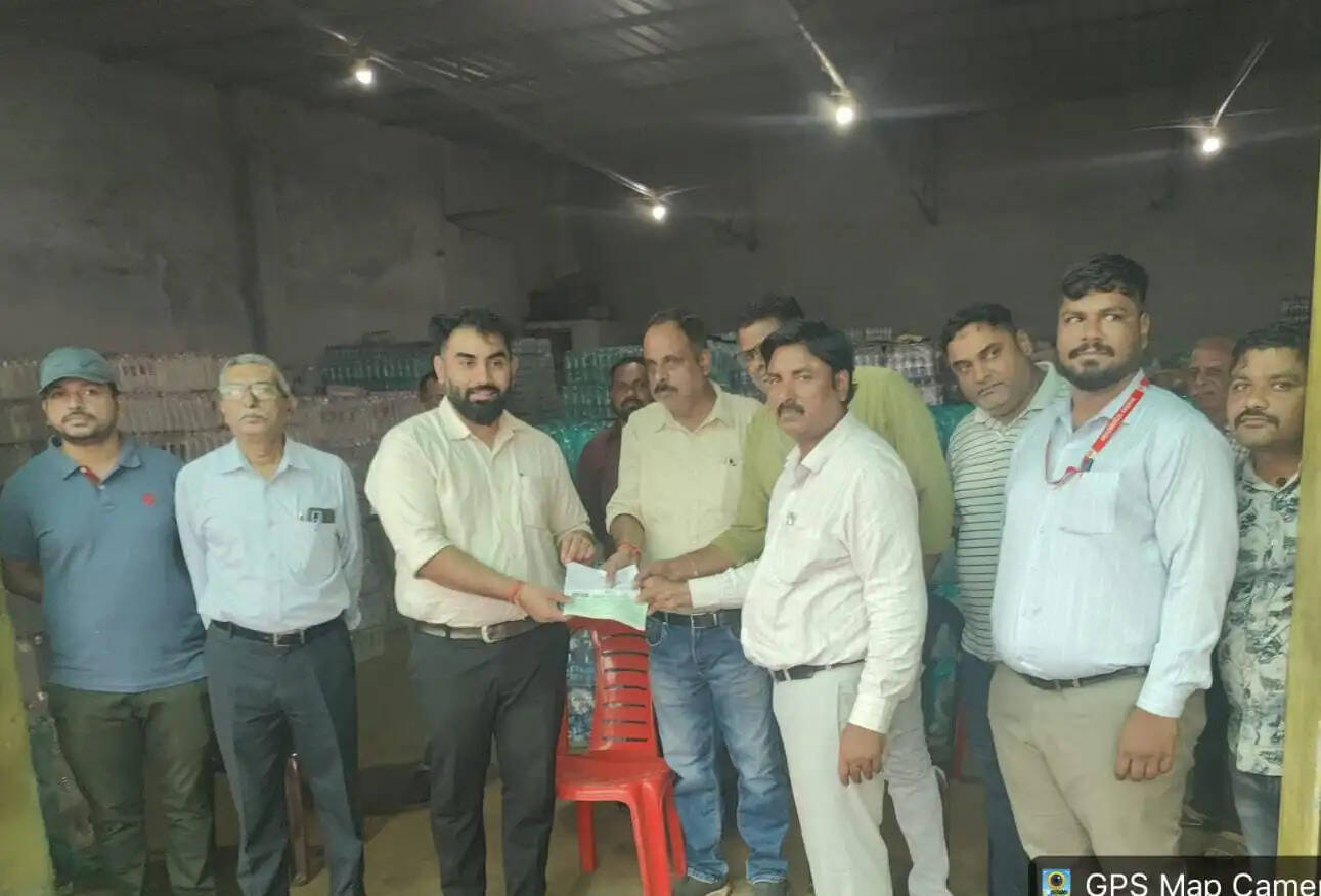 जबलपुरः अमानक पॉलीथिन के खिलाफ नगर निगम और प्रदूषण बोर्ड की संयुक्त कार्रवाई,