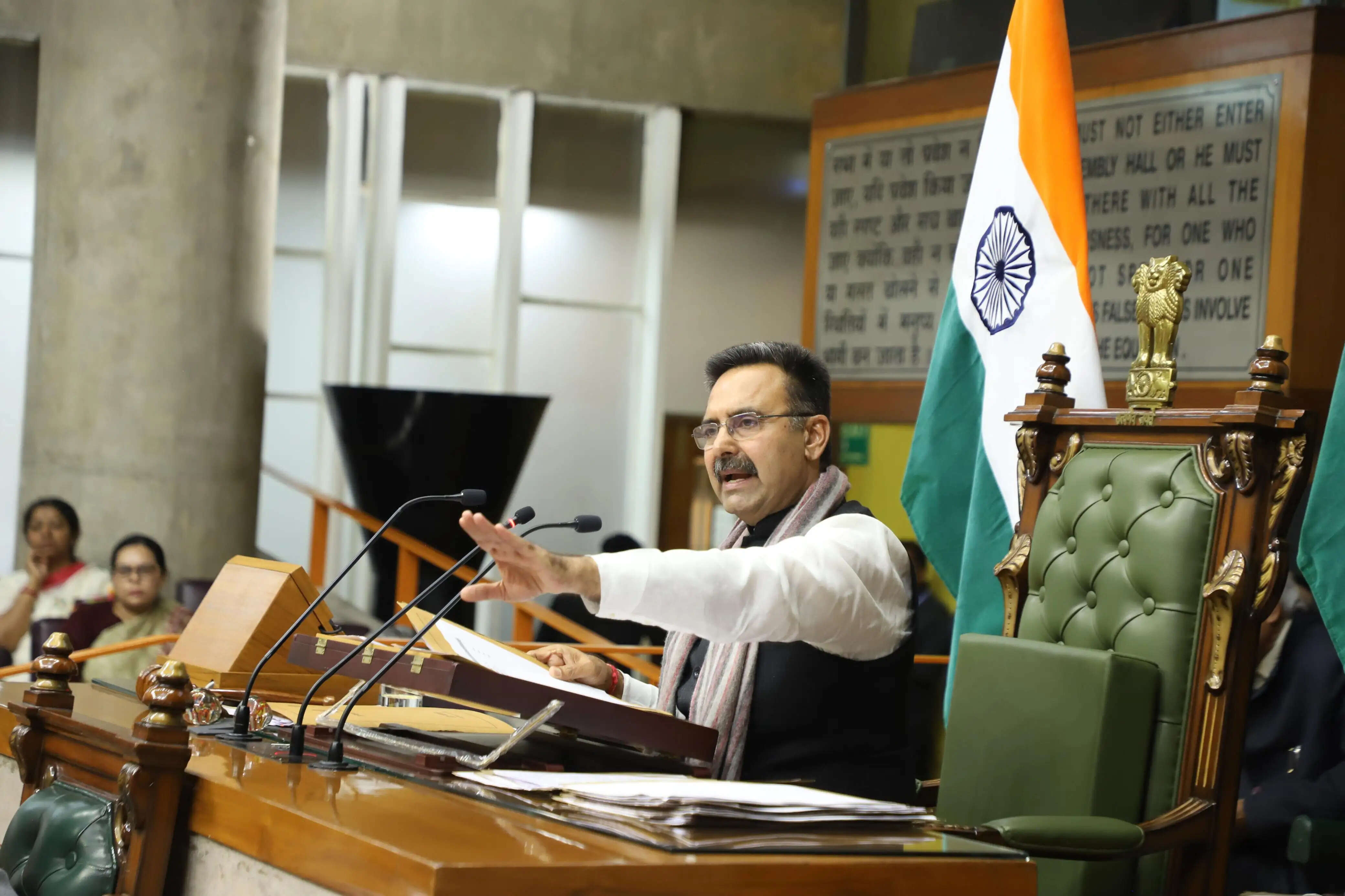 विधानसभा&nbsp;में&nbsp;प्रस्ताव&nbsp;खारिज&nbsp;हाेने&nbsp;पर&nbsp;कांग्रेस&nbsp;ने&nbsp;किया&nbsp;वाकआउट