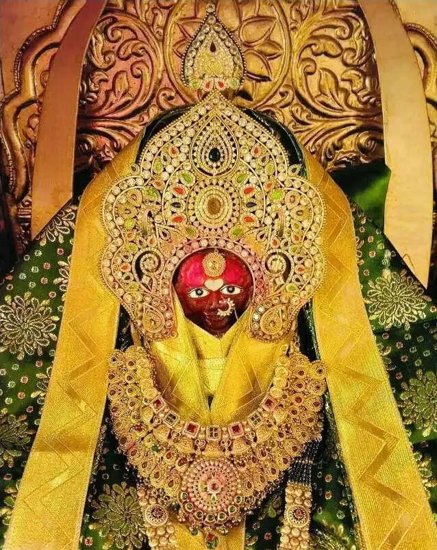 900 साल पुराने वरखड़ी वृक्ष के नीचे विराजमान हैं मां चेहर, भक्तों की आस्था का अनोखा धाम