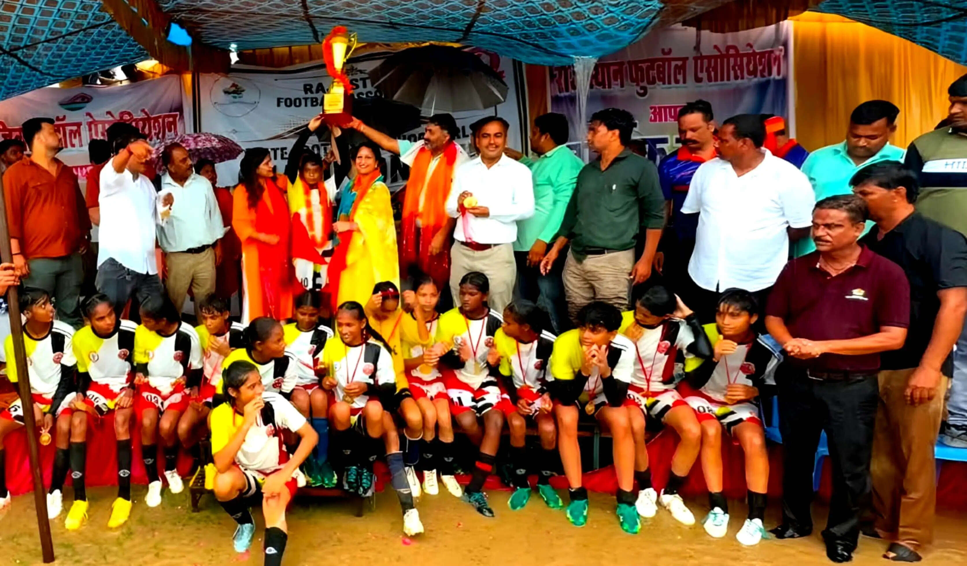 बेटियों ने रोशन किया धौलपुर जिले का नाम : डॉ. रैनू